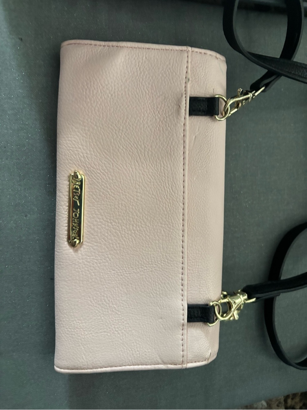 Betsey Johnson Playful Pink Sunglasses Applique Crossbody Bag - Picture 6 of 6